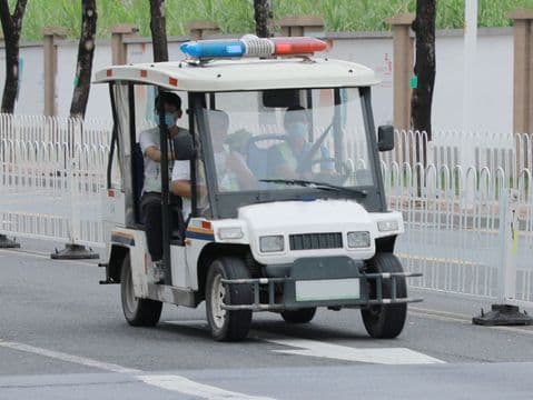 城管把电动车拖走了怎么办理手续
