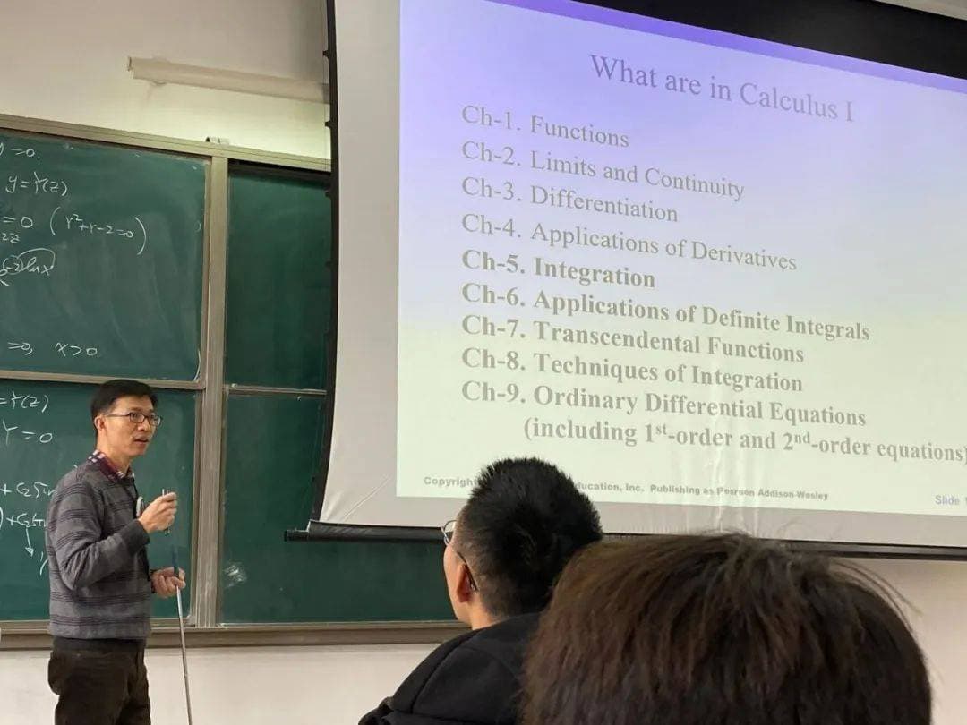 格拉斯哥学院Calculus课程组：十年磨一剑的全英文教学探索