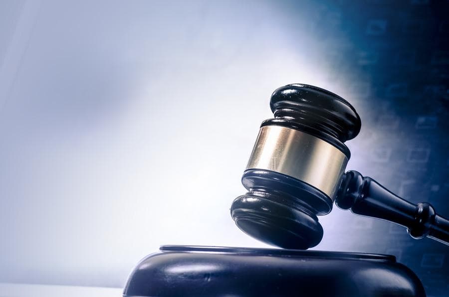站在深圳民事诉讼律师的角度：起诉一个人所需的信息
