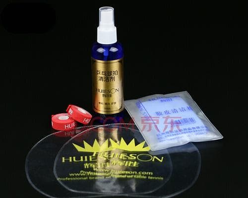 乒乓球胶皮清洗技巧大揭秘（让你的球拍胶皮保持出色状态的关键步骤）