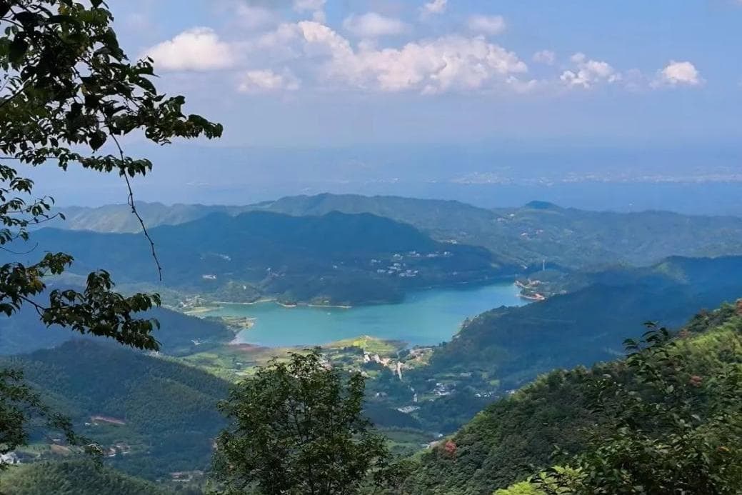 避暑新宠！湖南溯溪宝藏地 解锁自然清凉的秘密