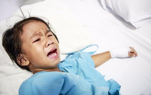 小孩肚子疼可能由这些疾病引起，家长需警惕