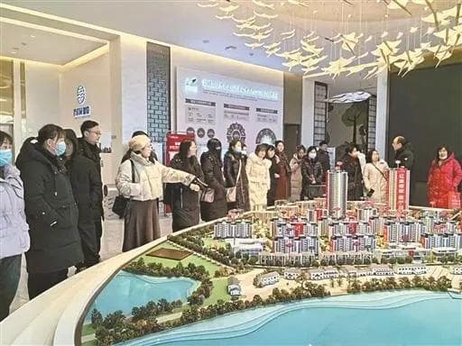 多地楼市春意现 土拍回暖住宅销量走高