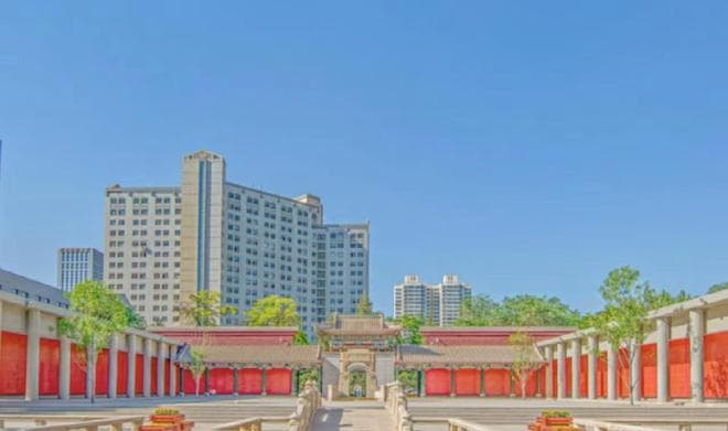 最好考的三所985大学，录取分数线不高，普通学生都能考上！