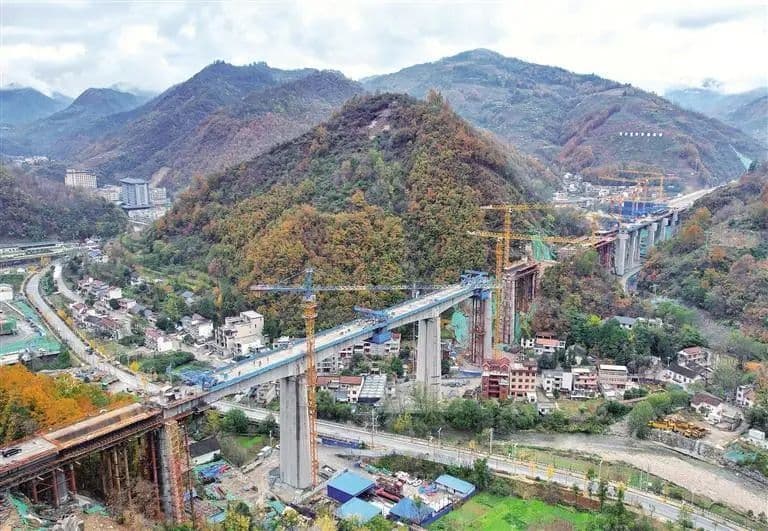 西康高铁建设取得新突破！