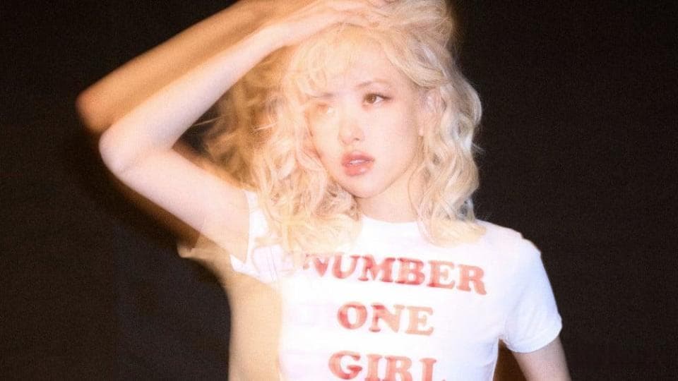 朴彩英杀疯了！《Rosie》称霸全球音乐榜单，Spotify仅次于田柾国