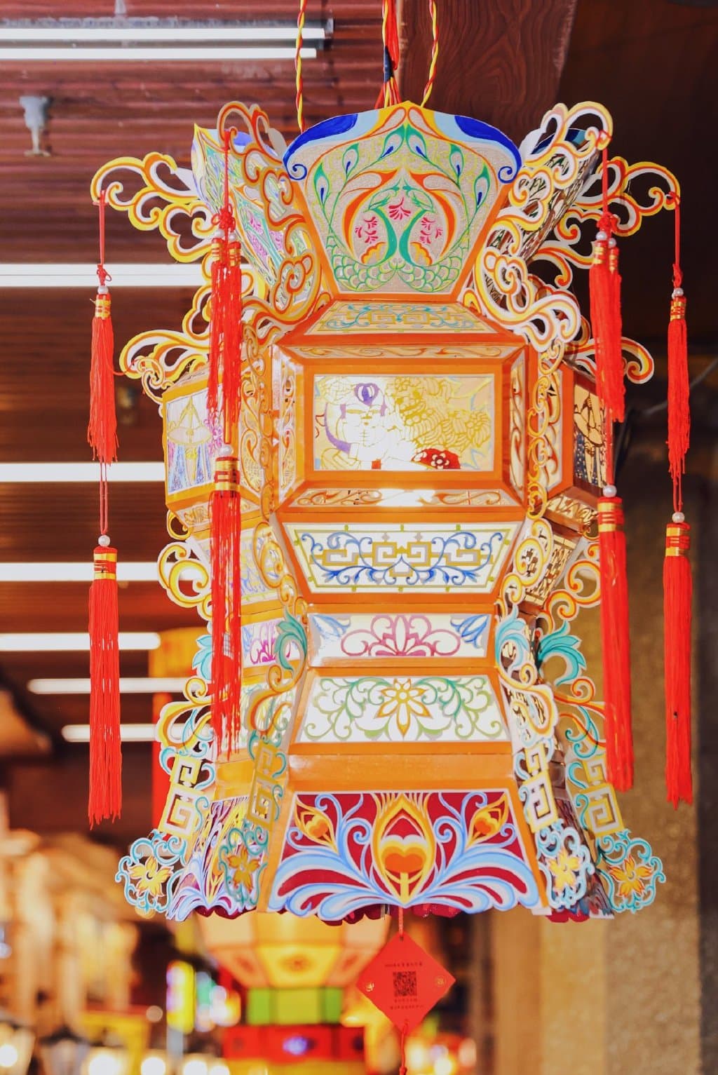 泉州古城“花灯氛围组”已就位，千年非遗焕发新生机