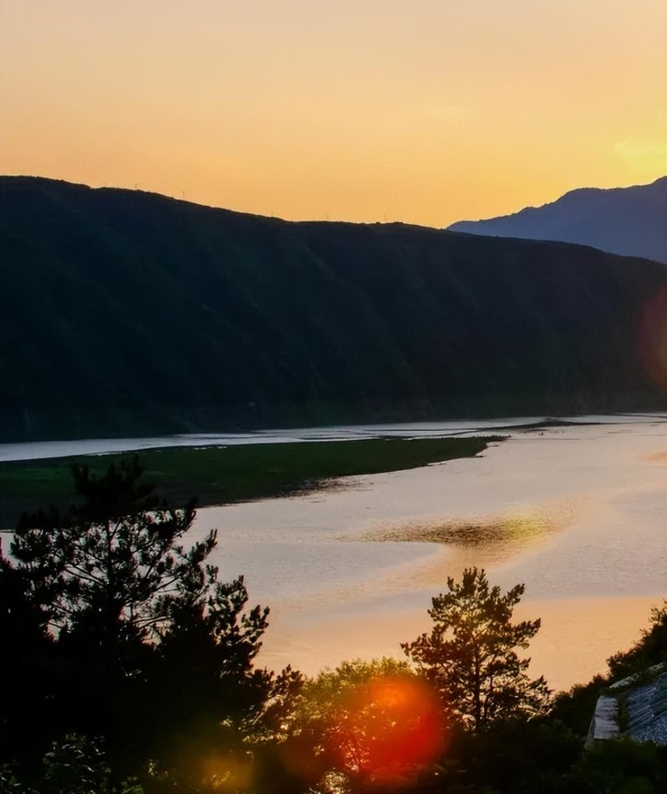 从白山市区出发，沿G331转圈欣赏美景吧