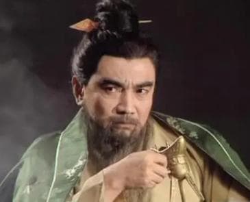 曹操迁都许昌：权谋与战略的考量