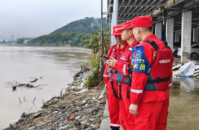 闽北、闽西“战”洪灾 中国安能二局厦门救援基地抗洪抢险勇担当