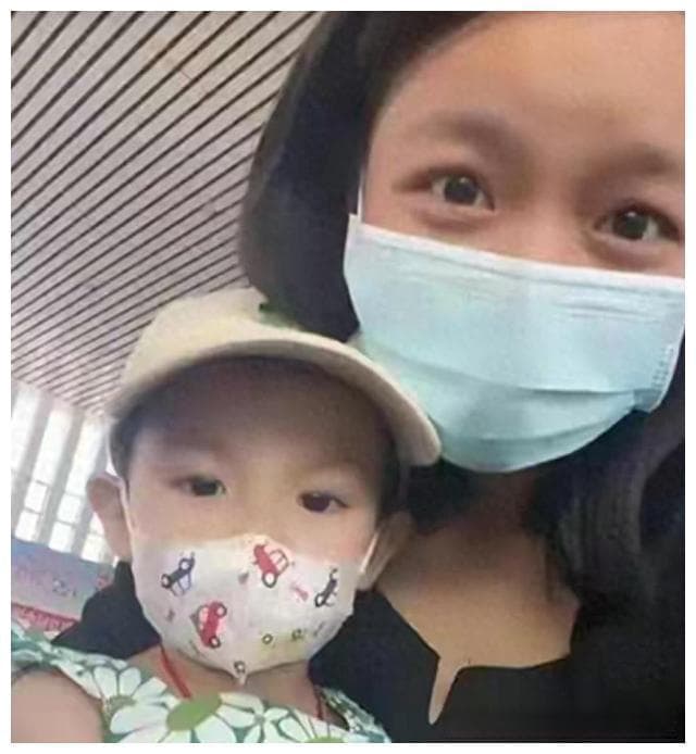 坚韧不拔的母亲：她的故事感动千万人！