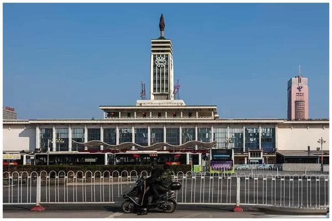 地理条件相似，为什么长沙的发展要优于南昌？