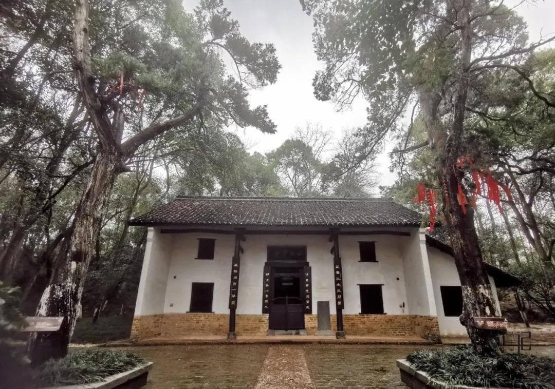 纪录片《岳麓书院》：用现代影像技术展现千年学府的文化传承