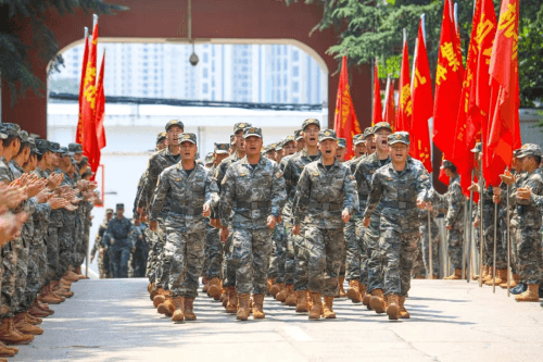 “兵之初”，须扣好军旅第一粒“扣子”