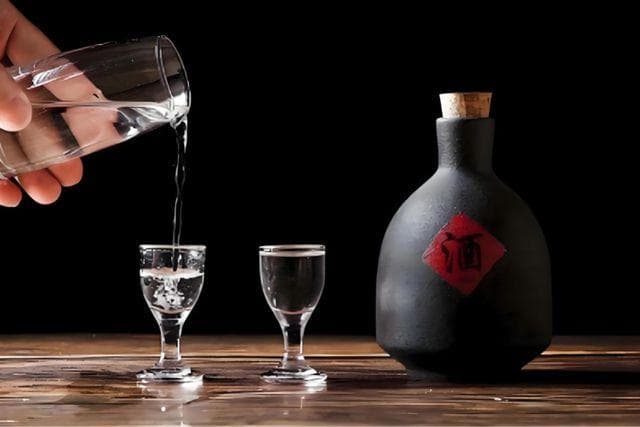 白酒开瓶后能放多久？这些细节你注意到了吗？