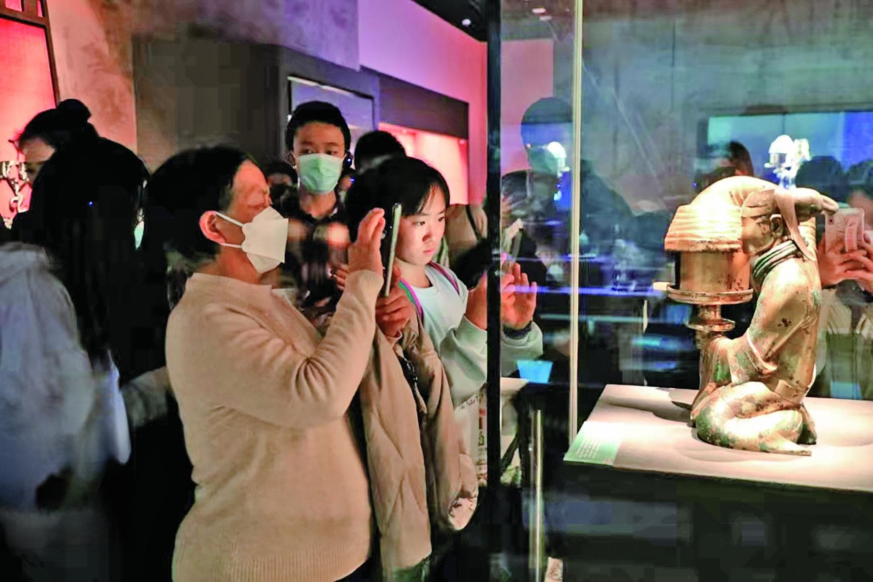 “天开一统”展火爆天津：400件秦汉文物诉说统一故事
