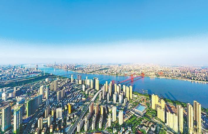 武汉长江大保护成效显著，江豚安家“江豚湾”