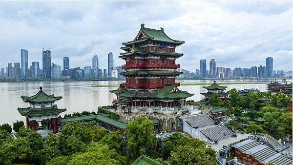 一篇推文告诉你《滕王阁序》有多厉害