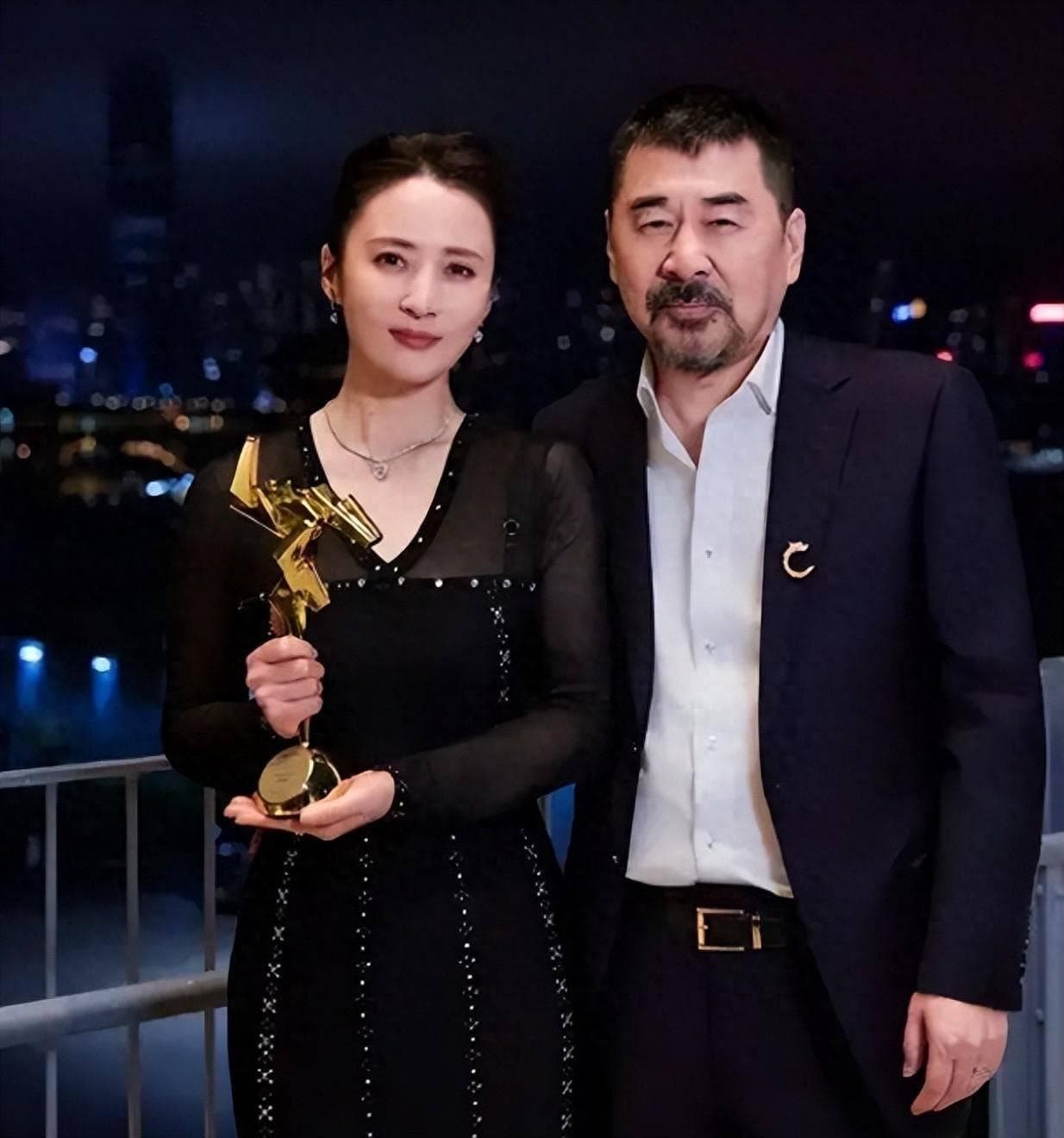 从《乔家大院》到《草木人间》，蒋勤勤凭坚韧精神摘得影后桂冠