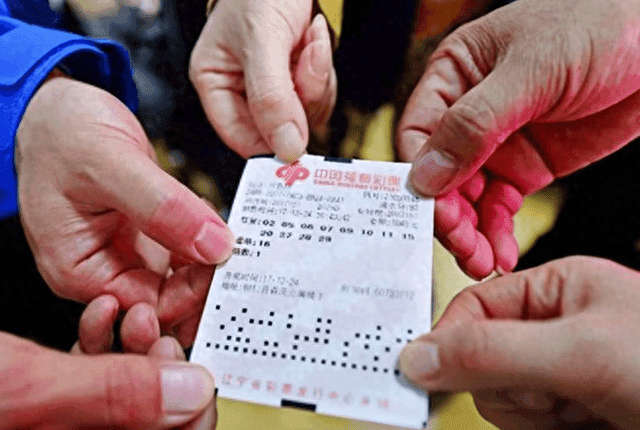 中国彩票：从"造富神话"到"信任崩塌"，谁在掏空彩民的希望？