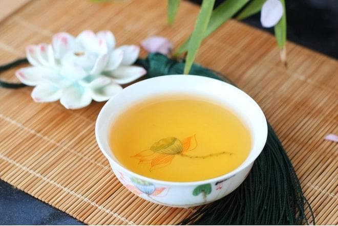 年纪大了要忌茶？建议：50岁后牢记“2喝2不喝”，早懂早受益