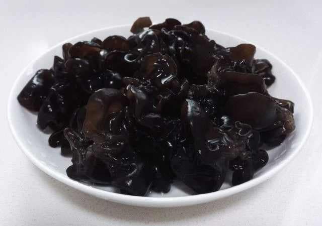 木耳富含哪些关键营养素及其健康益处