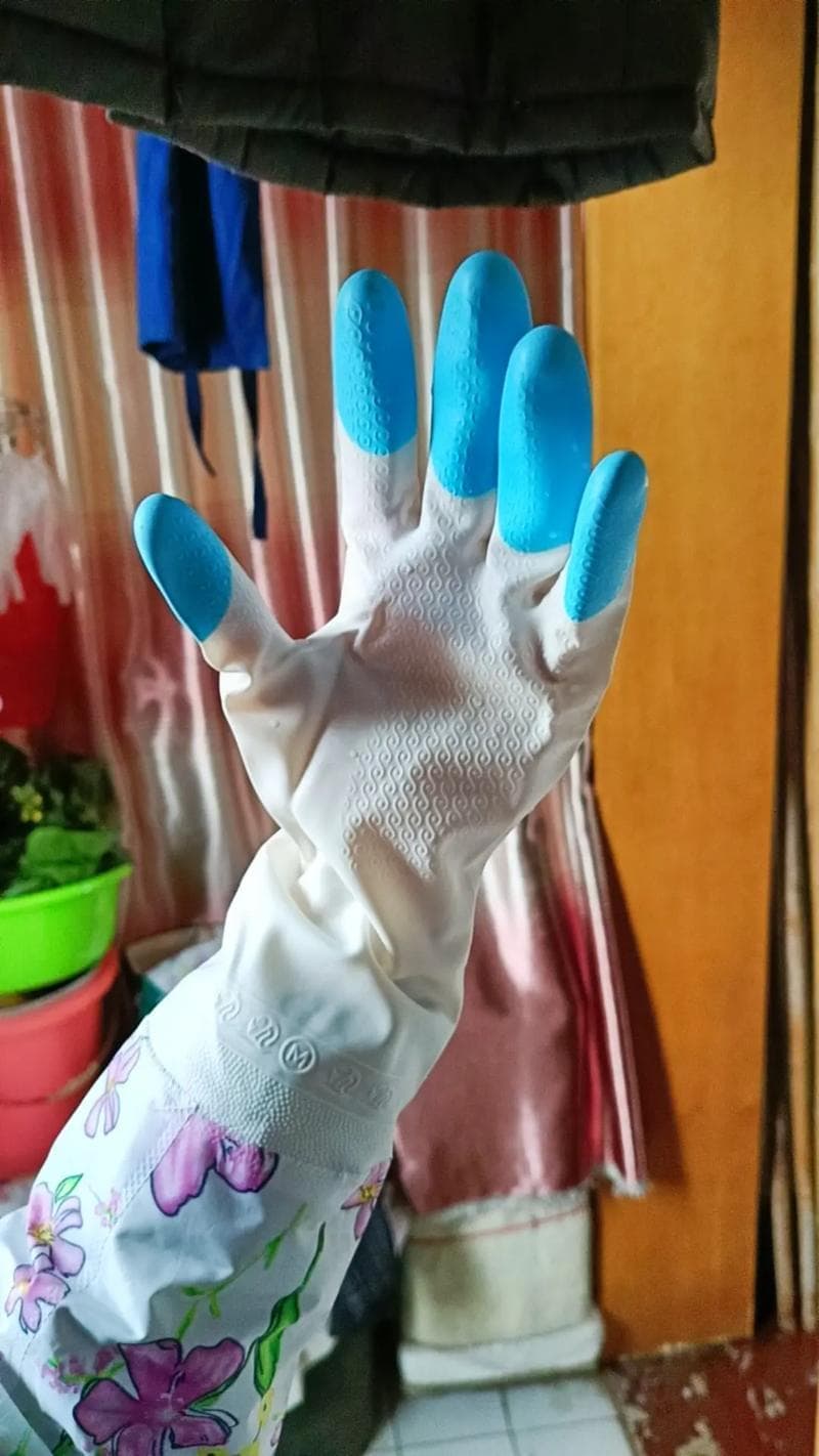 手上的胶水怎么去除？多种实用方法轻松应对