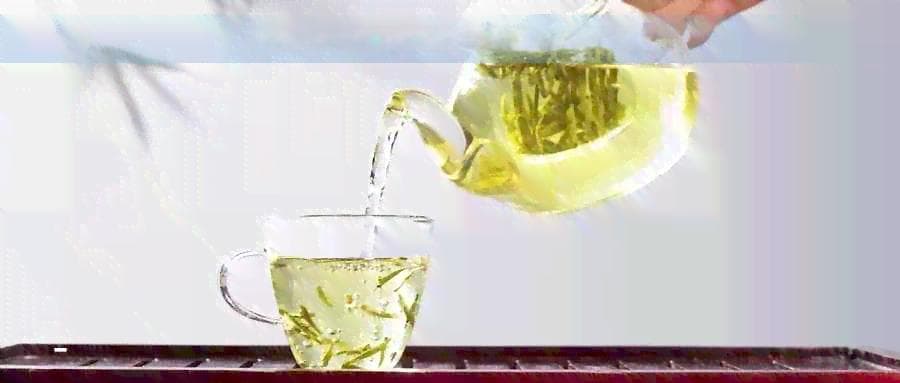 莓茶的适宜与禁忌人群：哪些人不适合饮用？