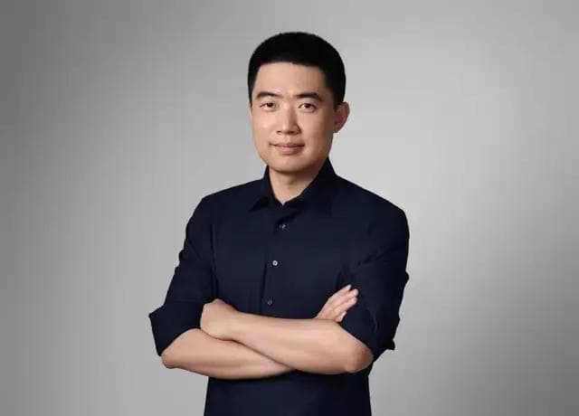 李想高中学历、李斌北大精英......新能源车圈掌门人学历大起底