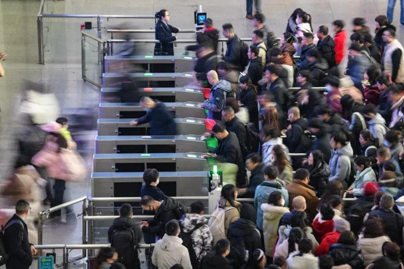 “让买火车票不再困扰每一位旅客”