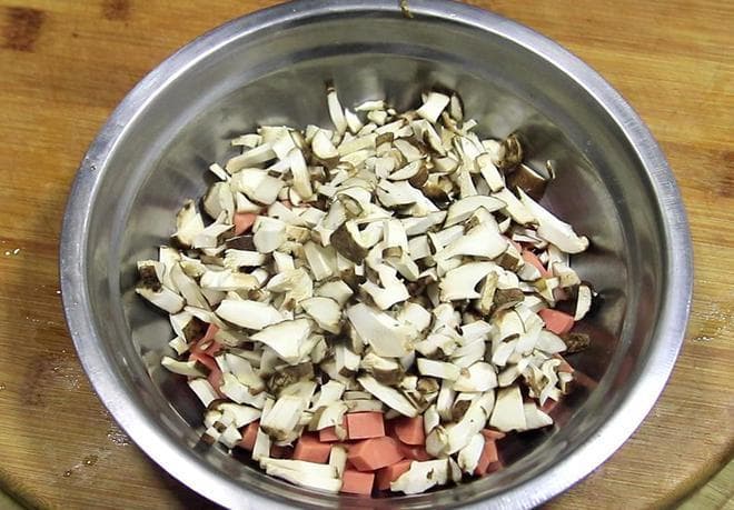 香菇炒鸡蛋：简单营养的家常美味