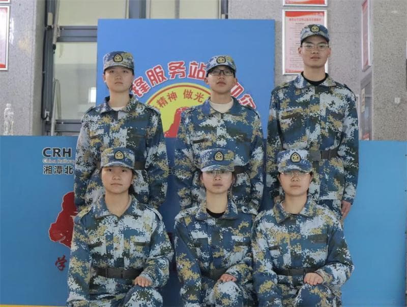 践行雷锋精神，这所高校师生一直在行动