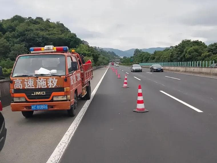 高速行车遇故障，应急处理全攻略