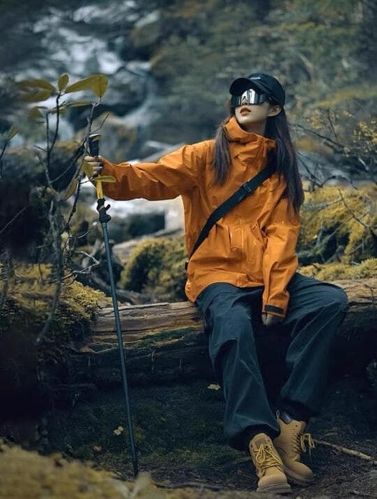 春日登山穿衣指南：三层叠穿法应对20℃温差，山野行动更自如