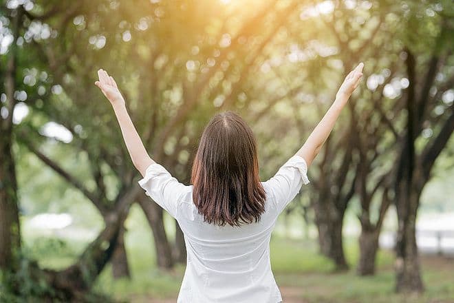 张小中主任教你：头晕目眩如何快速缓解，立竿见影的妙招！