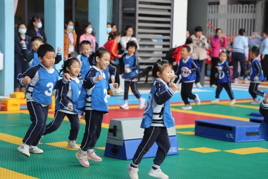 新学期体育游戏这样设计，孩子每天盼着入园不迟到！
