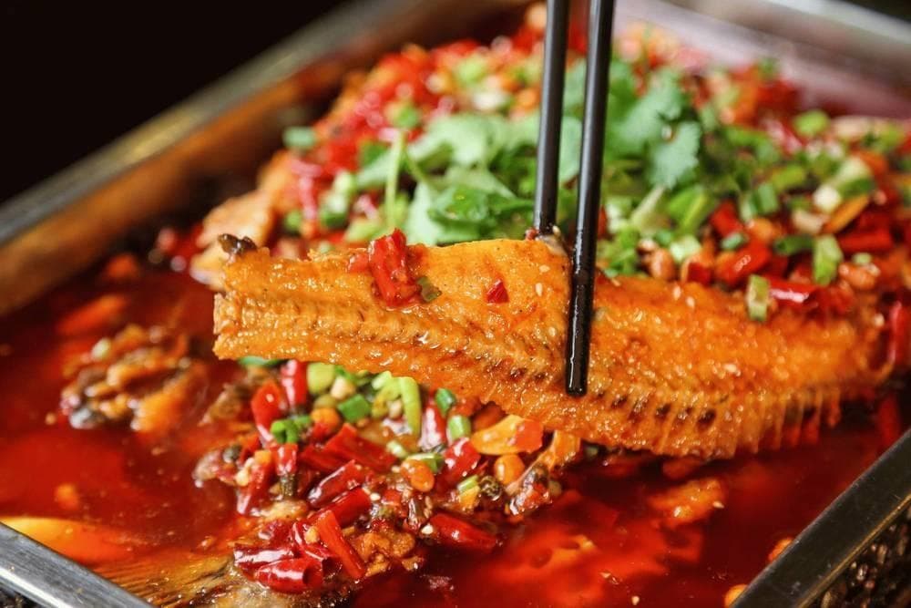美食探店全攻略：带你吃遍城市每个角落的美味！