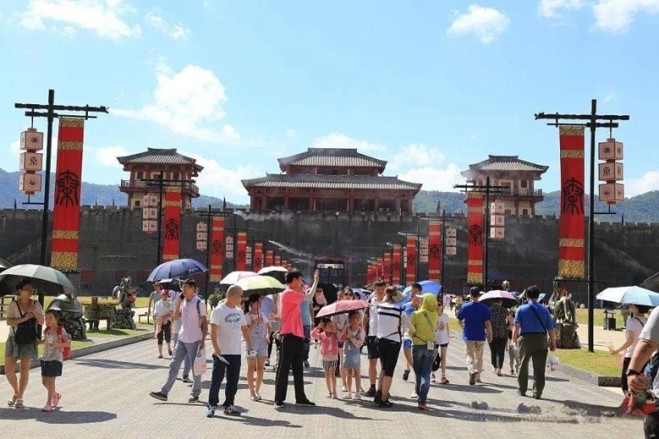 横店影视城游玩全攻略：门票、景点、服务一文详解