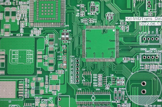 千万不要忽略PCB设计中线宽线距的重要性