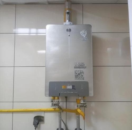 美的热水器开关位置及使用方法详解