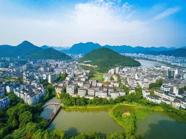 桐城旅游攻略，有哪些不可错过的景点和美食？