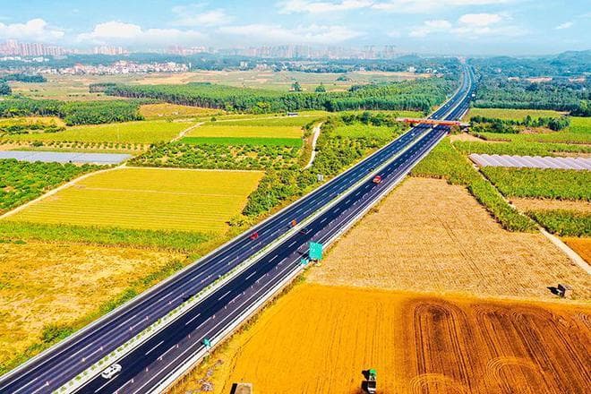 智慧引领 平安畅行——广西高速公路实现“绿色”转型升级