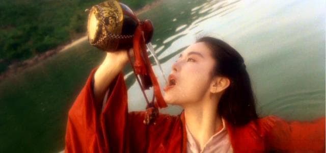 林青霞以形传神，茅威涛以声传情，共塑东方不败