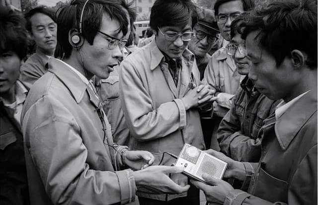 罕见老照片：80年代的普通人，是什么生活水平？