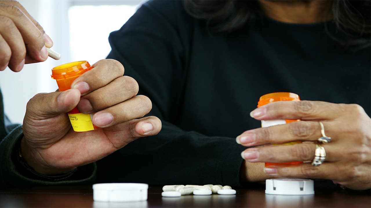 蒙脱石散服用指南：用量、配比与注意事项全解析