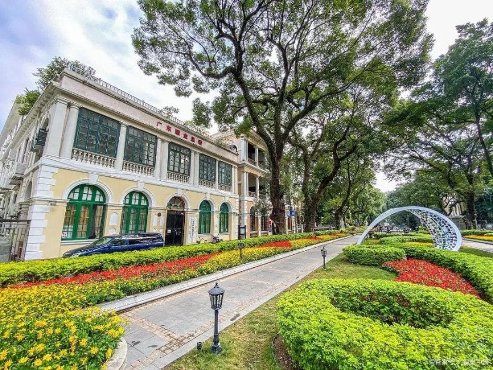 沙面岛景点介绍，广州的欧陆风情画卷，等你来探寻！