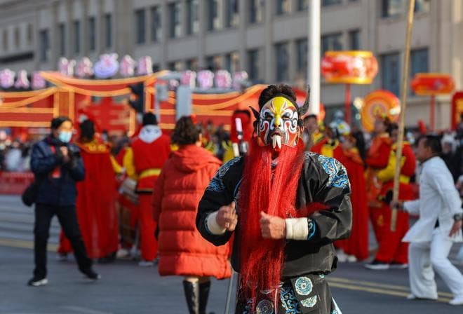 河北武安：民俗文化巡游闹元宵