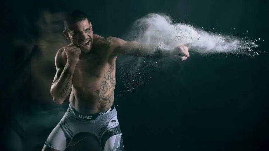 UFC明星亚历克斯·佩雷拉与击打力量之谜