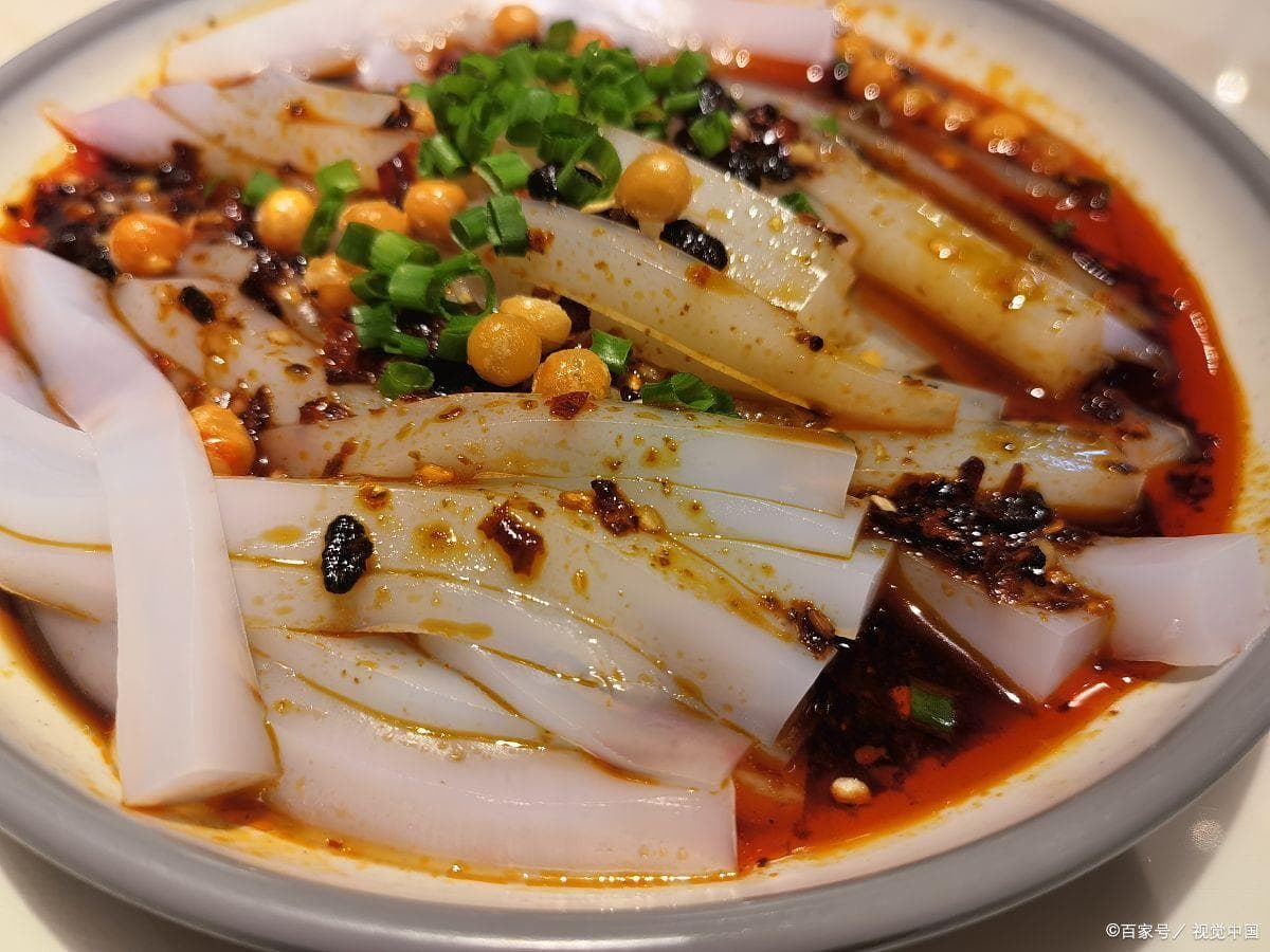 清凉消暑，从自制凉粉开始，在家也能做出正宗凉粉，跟炎热说拜拜