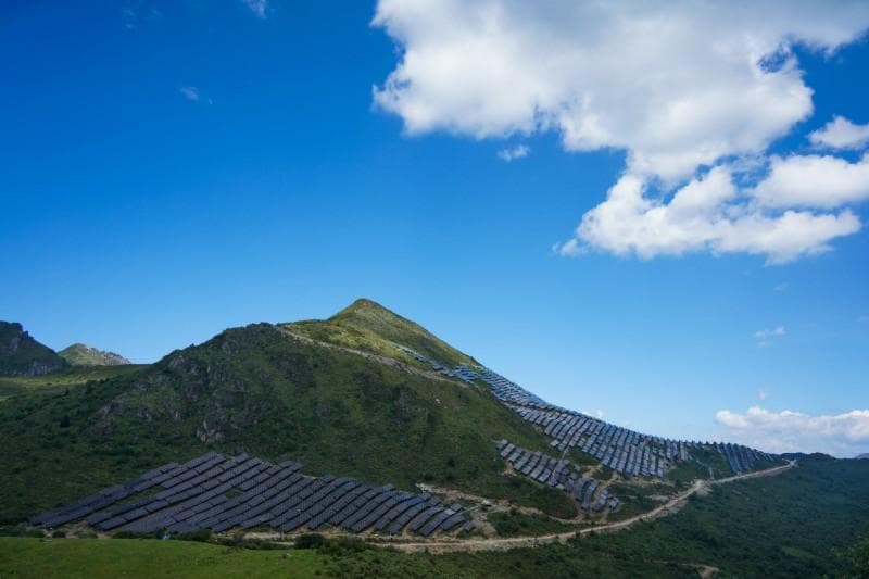 四川凉山立洲水电站让白水光互补光伏项目全面并网巍巍凉山，光耀未来